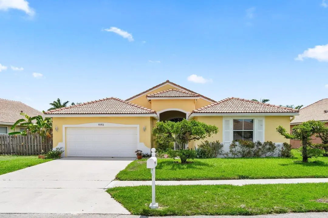 9193 Cove Point Cir (1)