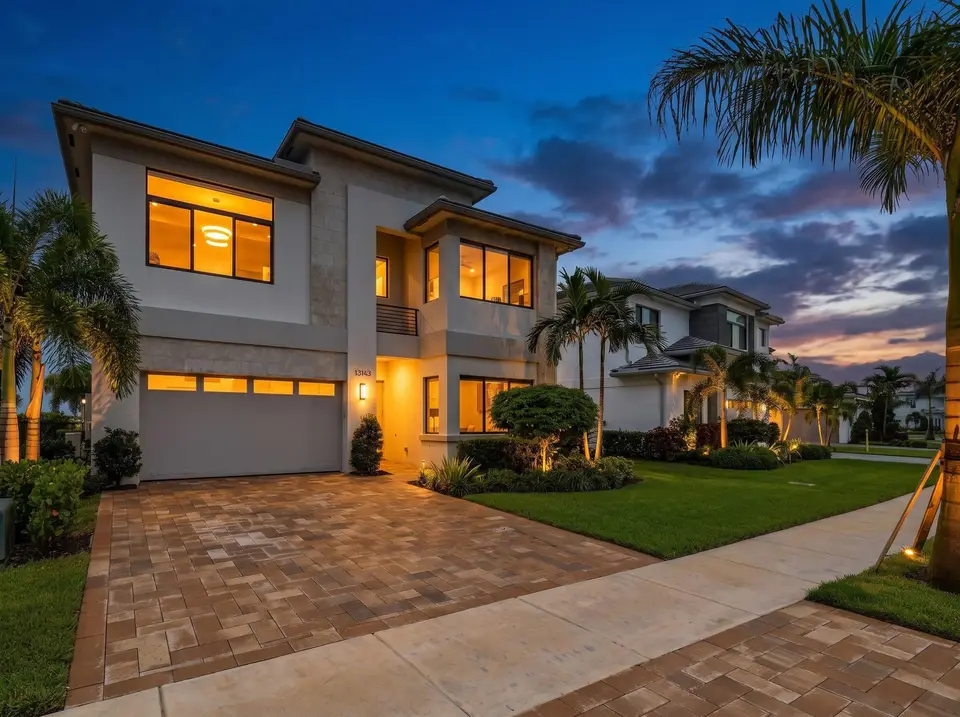 13143 FEATHERING Way, Palm Beach Gardens, FL 33412