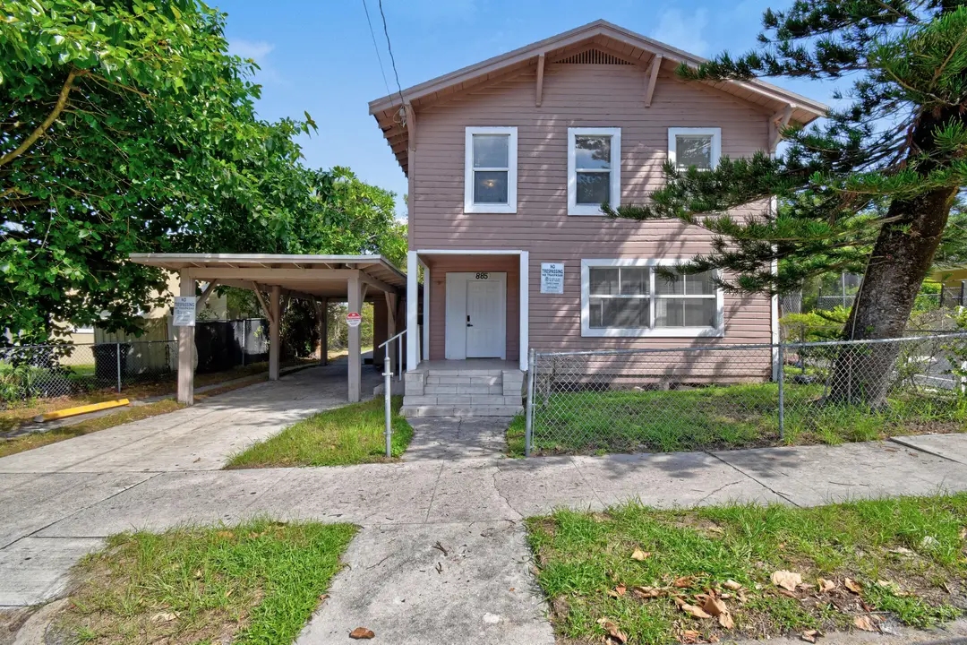 885 7th Street, West Palm Beach, FL 33401