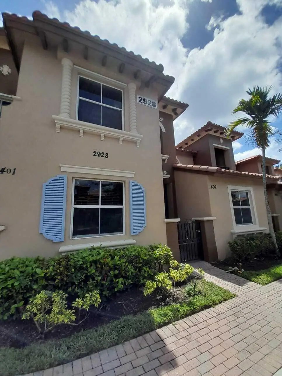2928 Hidden Hills Road 1402, West Palm Beach, FL 33411