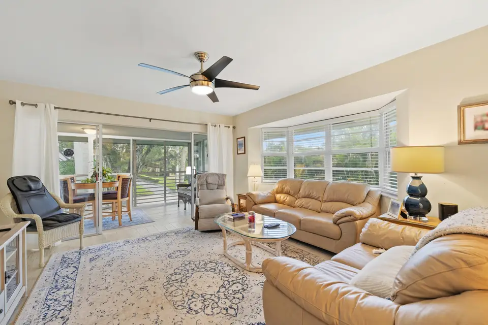 2 Garden Street 201M, Tequesta, FL 33469