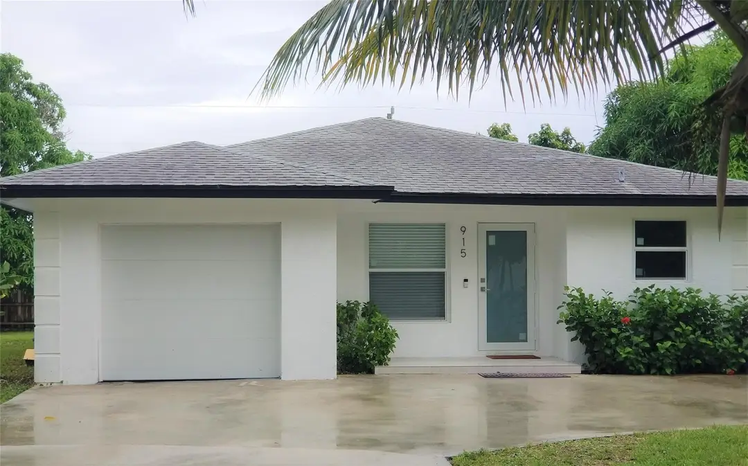 915 SE 2ND Avenue, Delray Beach, FL 33483