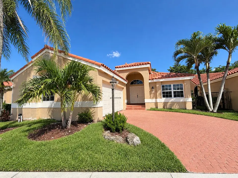 8045 COPENHAGEN Way, Boca Raton, FL 33434