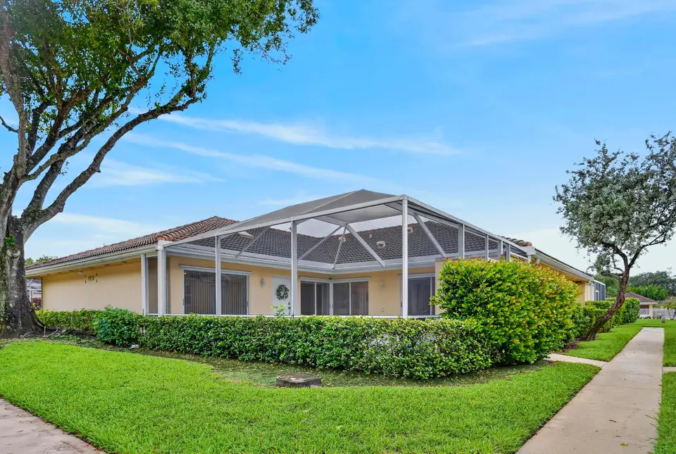 9197 Sun Terrace Circle A, Palm Beach Gardens, FL 33403