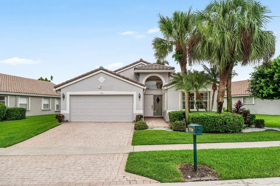 7134 Haviland Circle, Boynton Beach, FL 33437