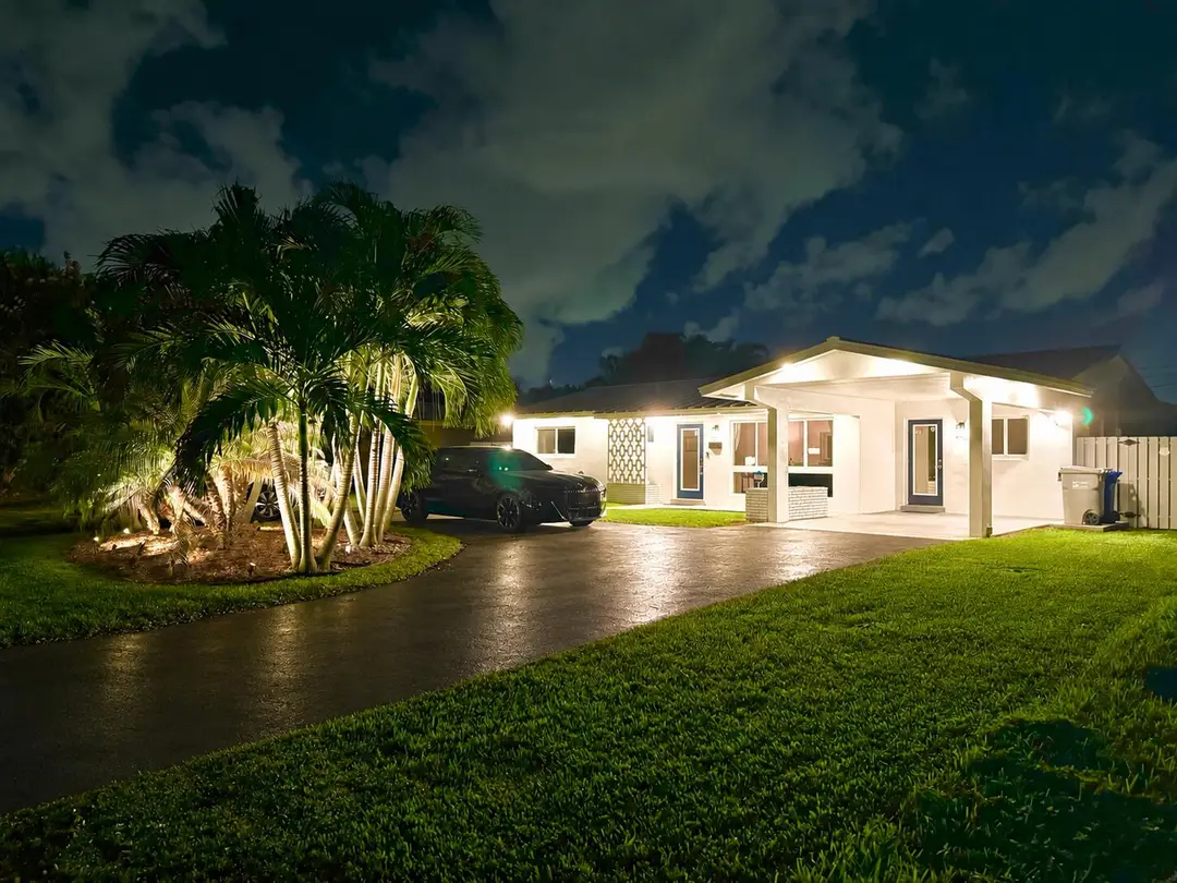 613 NE 25TH Avenue, Pompano Beach, FL 33062