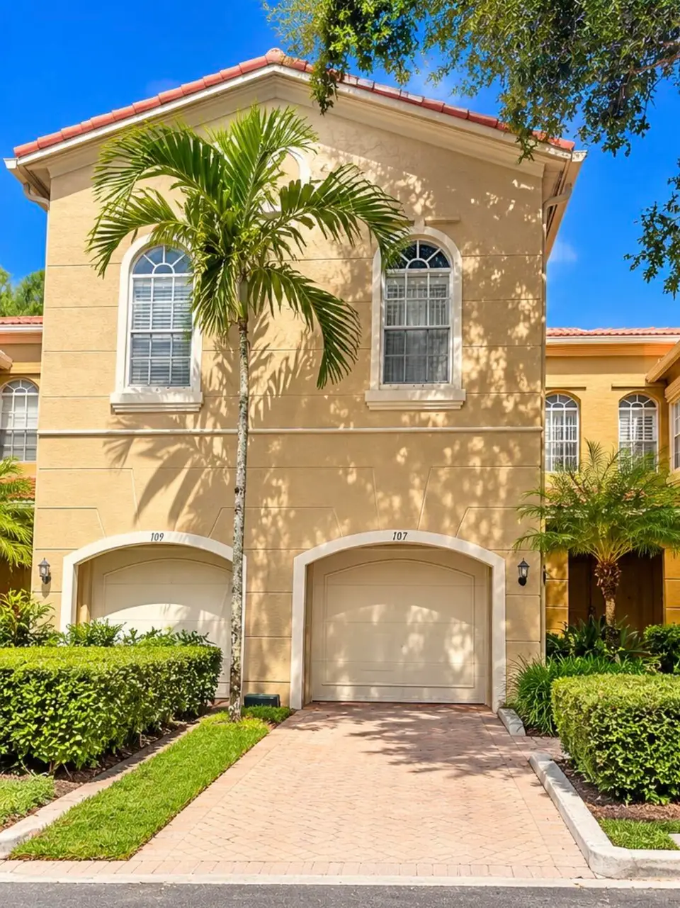 4991 Bonsai Circle Apt 107, West Palm Beach, FL 33418