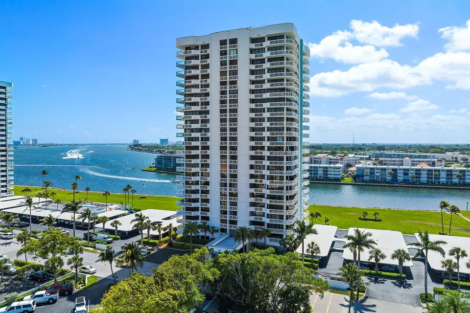 123 Lakeshore Drive 1544, North Palm Beach, FL 33408