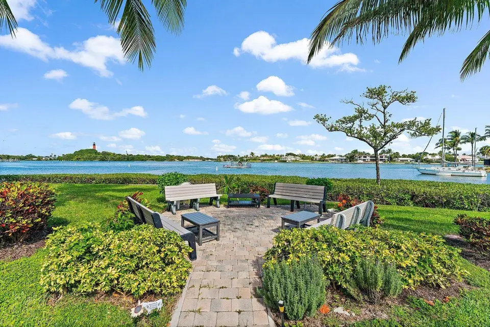 755 SATURN Street H206, Jupiter, FL 33477