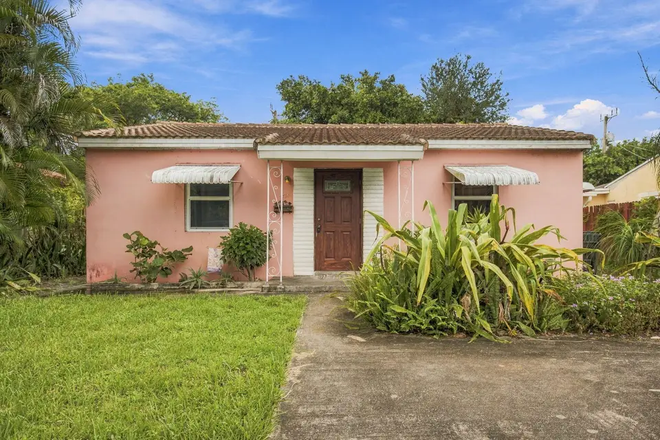 1524 NE 2ND Avenue, Fort Lauderdale, FL 33304
