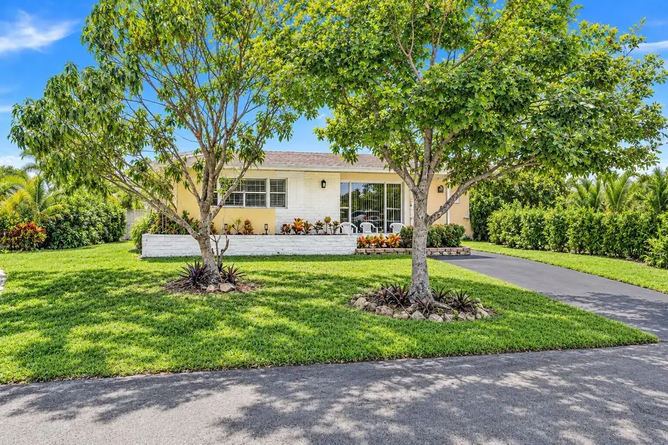 6872 NW 26TH Court, Sunrise, FL 33313