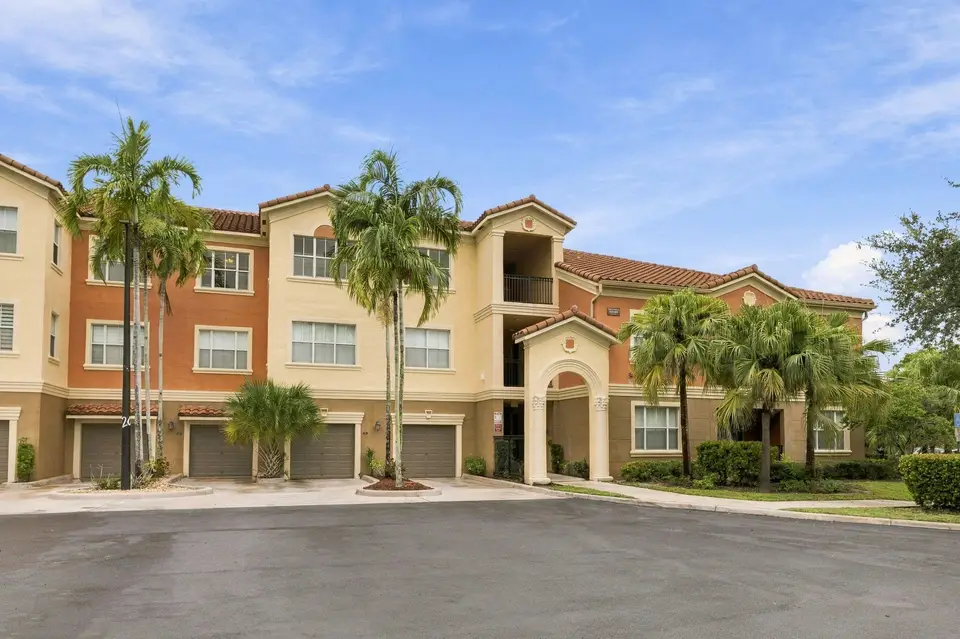 4700 SW 160TH Avenue 433, Miramar, FL 33027