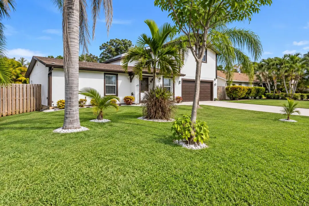 707 SE KARRIGAN Terrace, Port St. Lucie, FL 34983