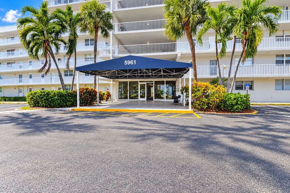 5961 NW 2nd Avenue 210, Boca Raton, FL 33487