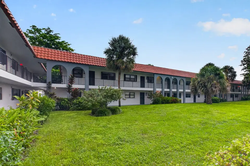 2121 W WOOLBRIGHT Road K202, Boynton Beach, FL 33426