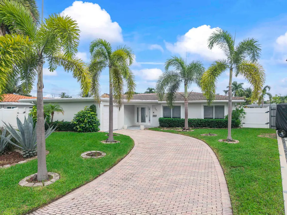 361 SE 9TH Court, Pompano Beach, FL 33060