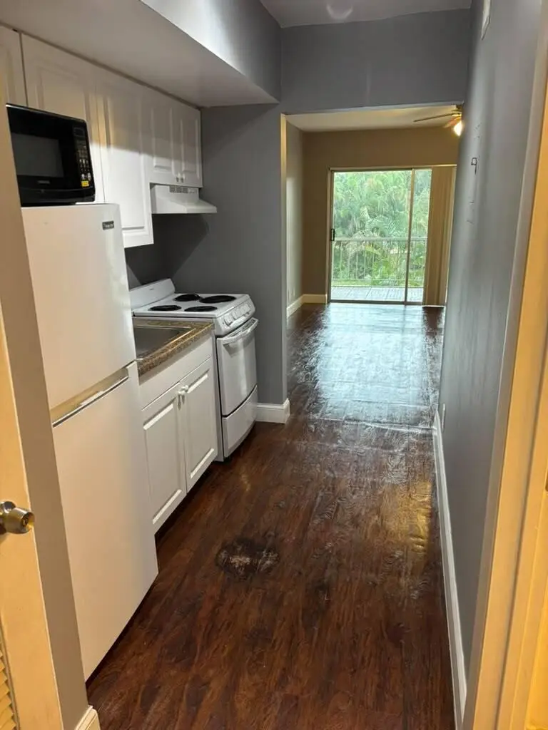 636 NW 13th Street 22, Boca Raton, FL 33486