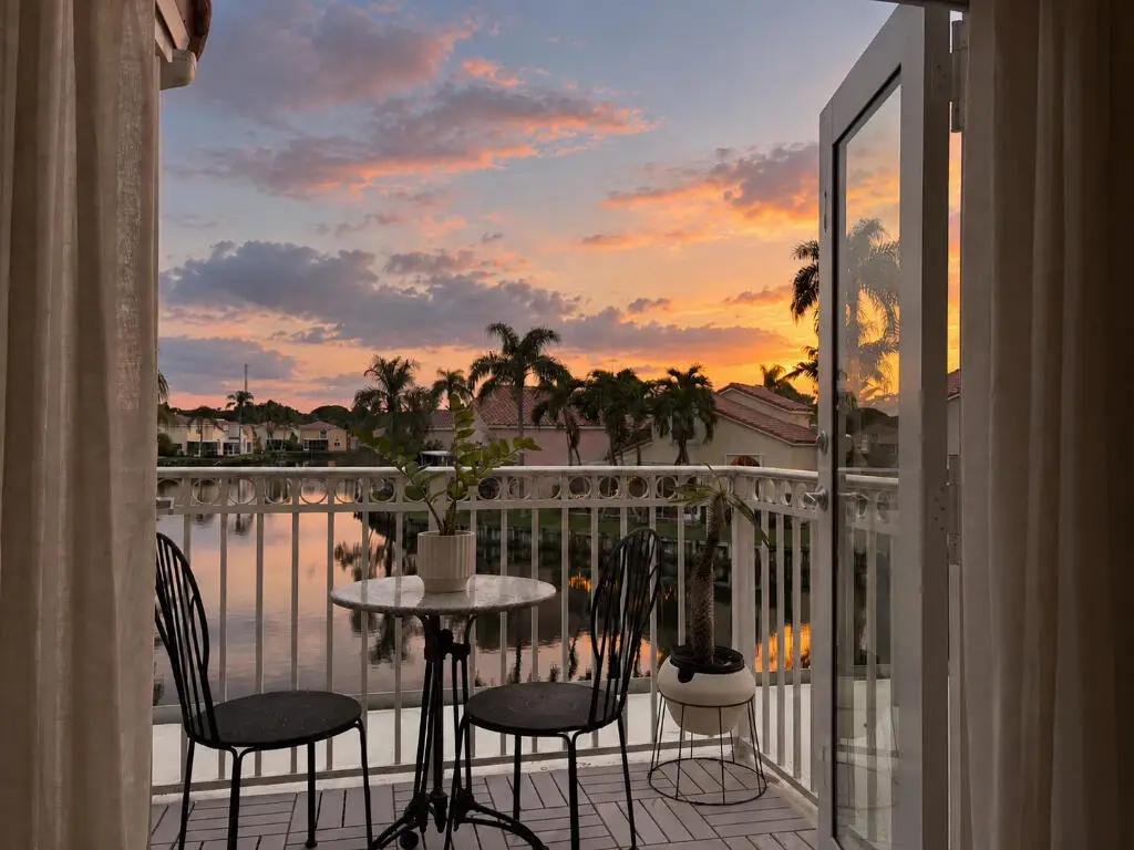 1050 SE 6TH Avenue, Dania Beach, FL 33004