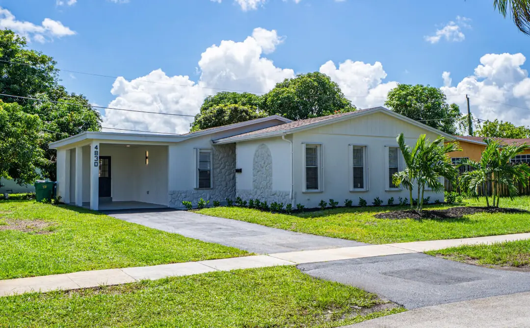 4830 NW 18th Street, Lauderhill, FL 33313