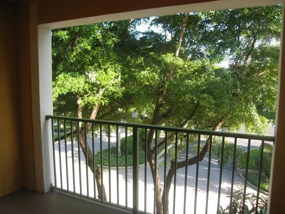160 Yacht Club Way Unit 308, Hypoluxo, FL 33462