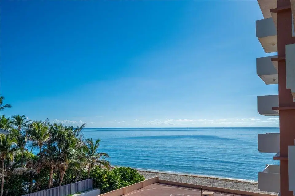 4505 S OCEAN Boulevard 402, Highland Beach, FL 33487