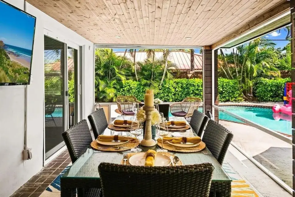 1949 WINDWARD Drive, Lauderdale-By-The-Sea, FL 33062