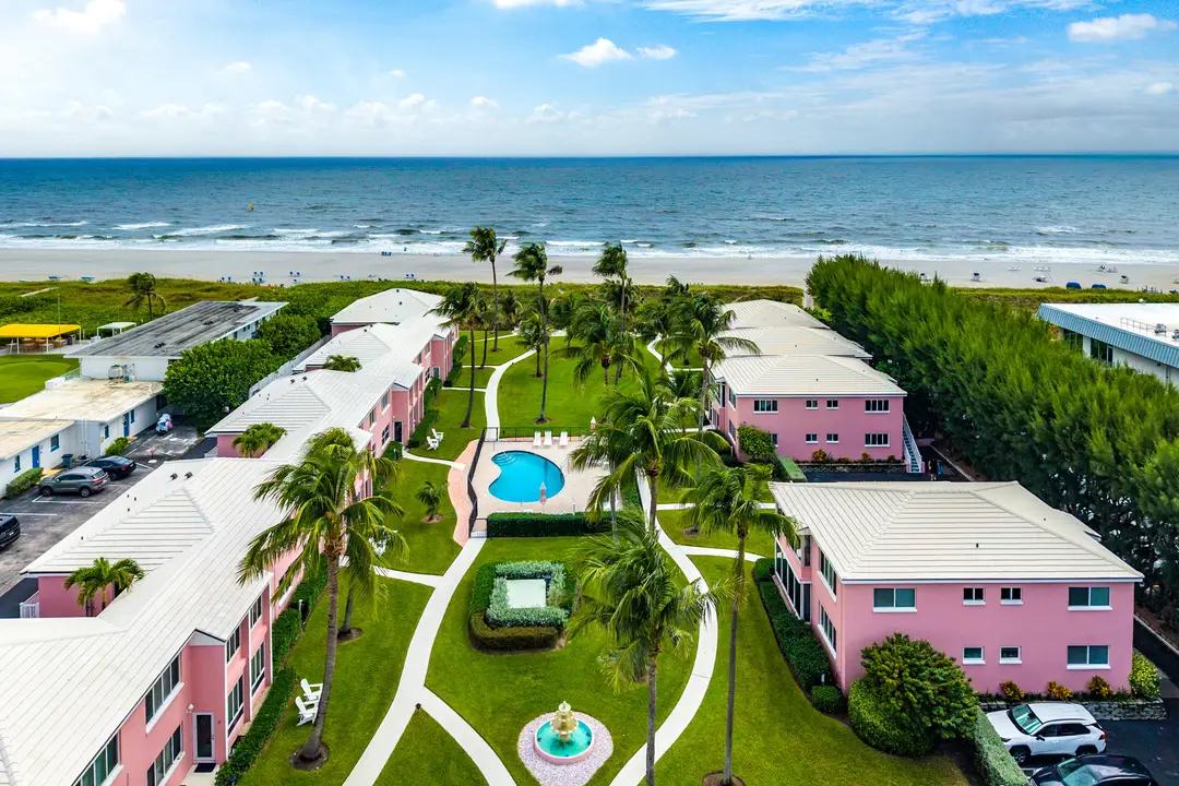 1877 S Ocean Boulevard 10, Delray Beach, FL 33483