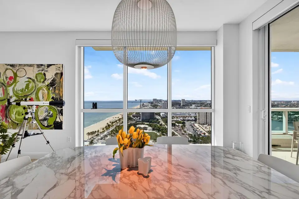 101 S FORT LAUDERDALE BEACH Boulevard 2407, Fort Lauderdale, FL 33316