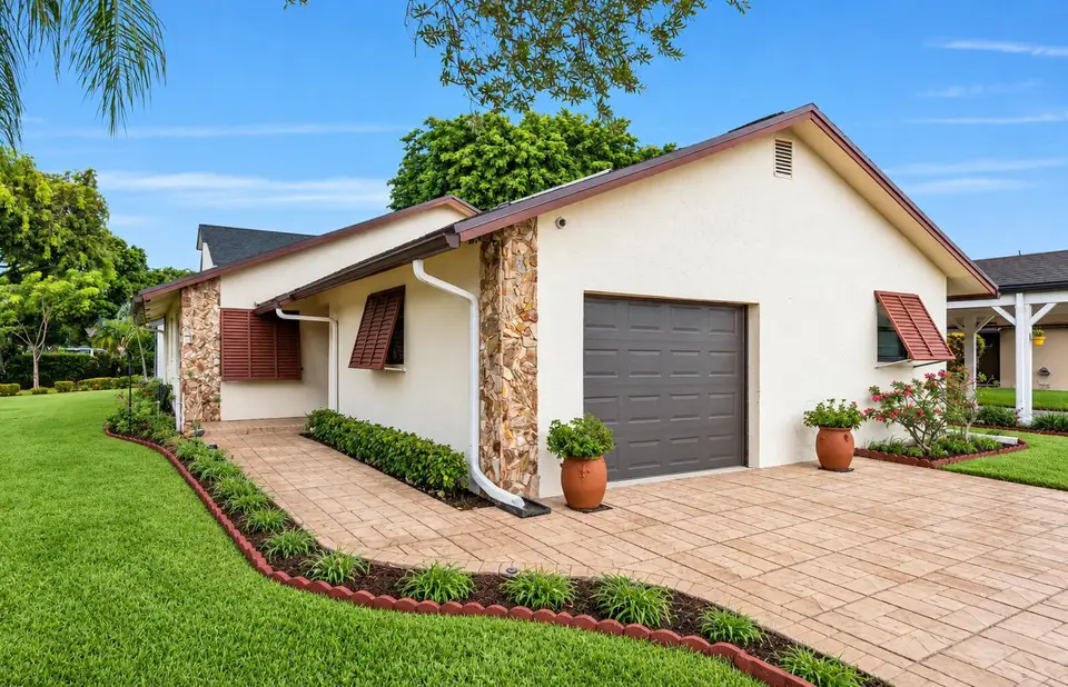 5611 SW 97TH Terrace, Cooper City, FL 33328