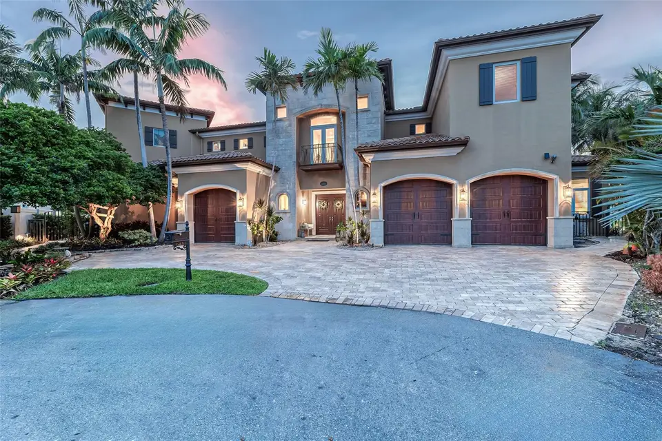 2311 NE 35TH Street, Lighthouse Point, FL 33064