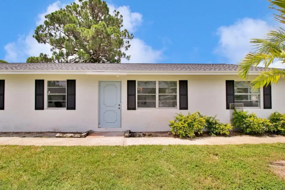 3060 MARTIN Avenue 3062, Greenacres, FL 33463