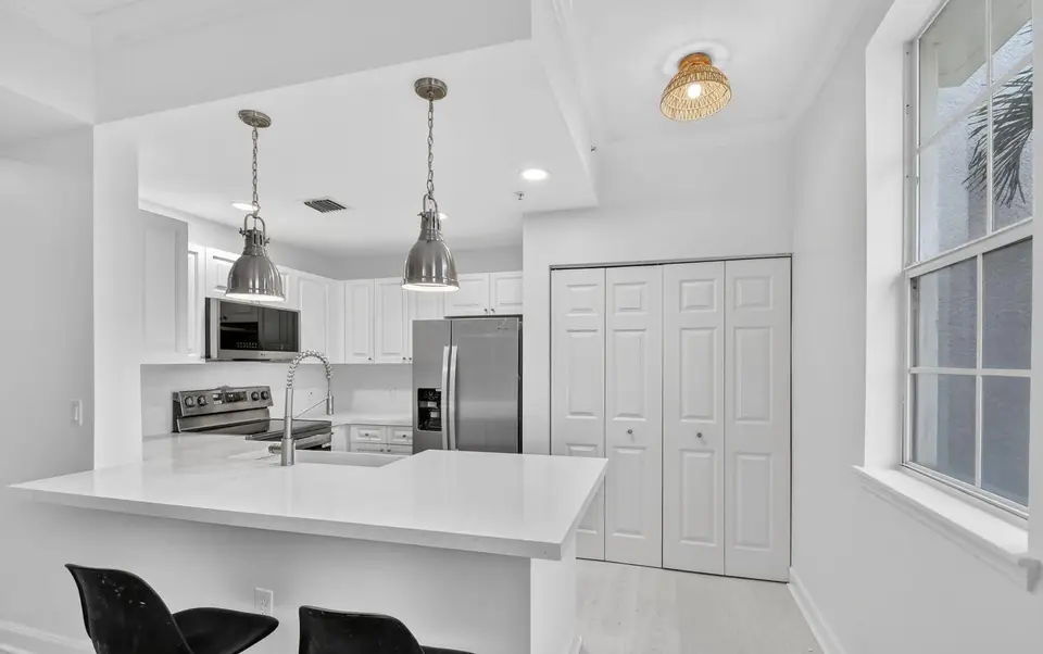 695 HIBISCUS Street, West Palm Beach, FL 33401