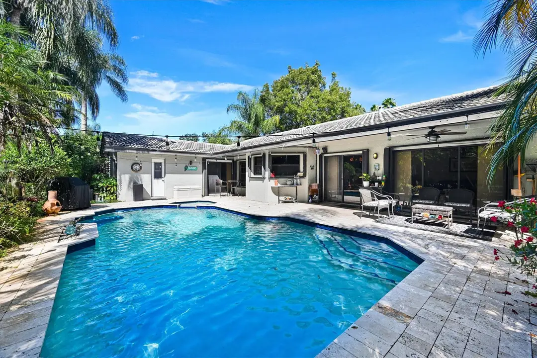 11350 NW 1ST Place, Coral Springs, FL 33071