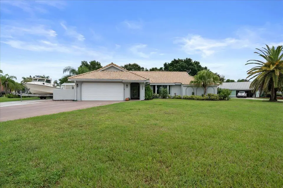 1802 SE Hanby Avenue, Port St. Lucie, FL 34952