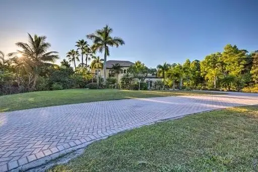 6425 Royal Palm Beach Boulevard, West Palm Beach, FL 33412