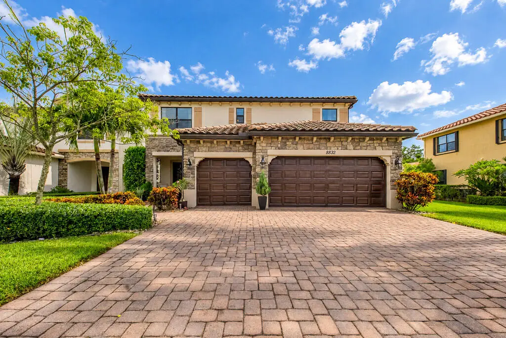 8832 Sea Chase Drive, Lake Worth, FL 33467