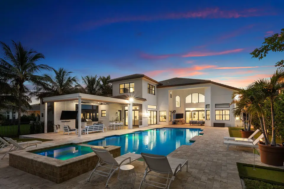 16716 Strasbourg Lane, Delray Beach, FL 33446