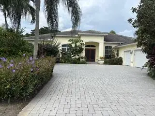 7907 Fairway Lane, West Palm Beach, FL 33412