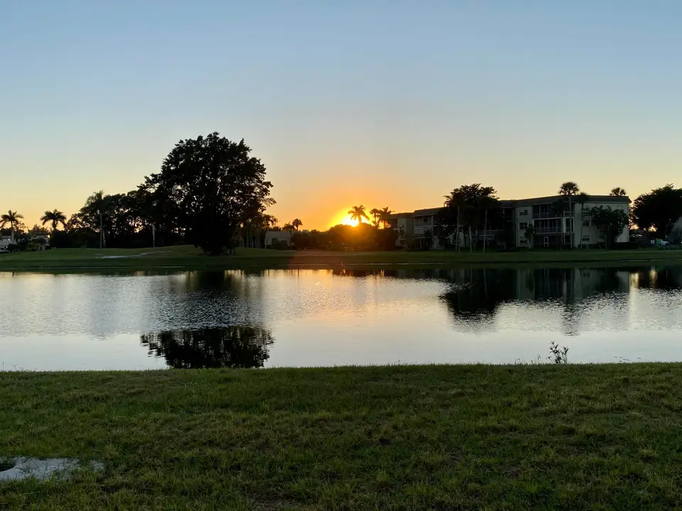 4272 Deste Court 101, Greenacres, FL 33467