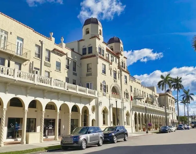 235 Sunrise Avenue 3010, Palm Beach, FL 33480