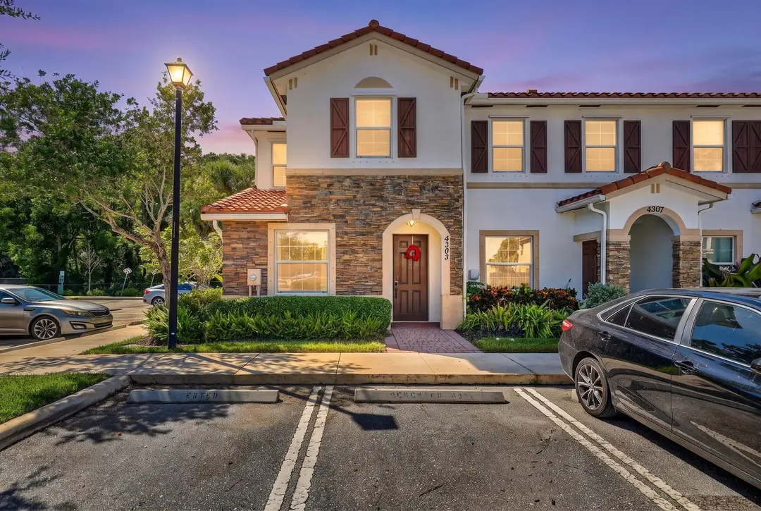4305 Maybelle Lane, West Palm Beach, FL 33417