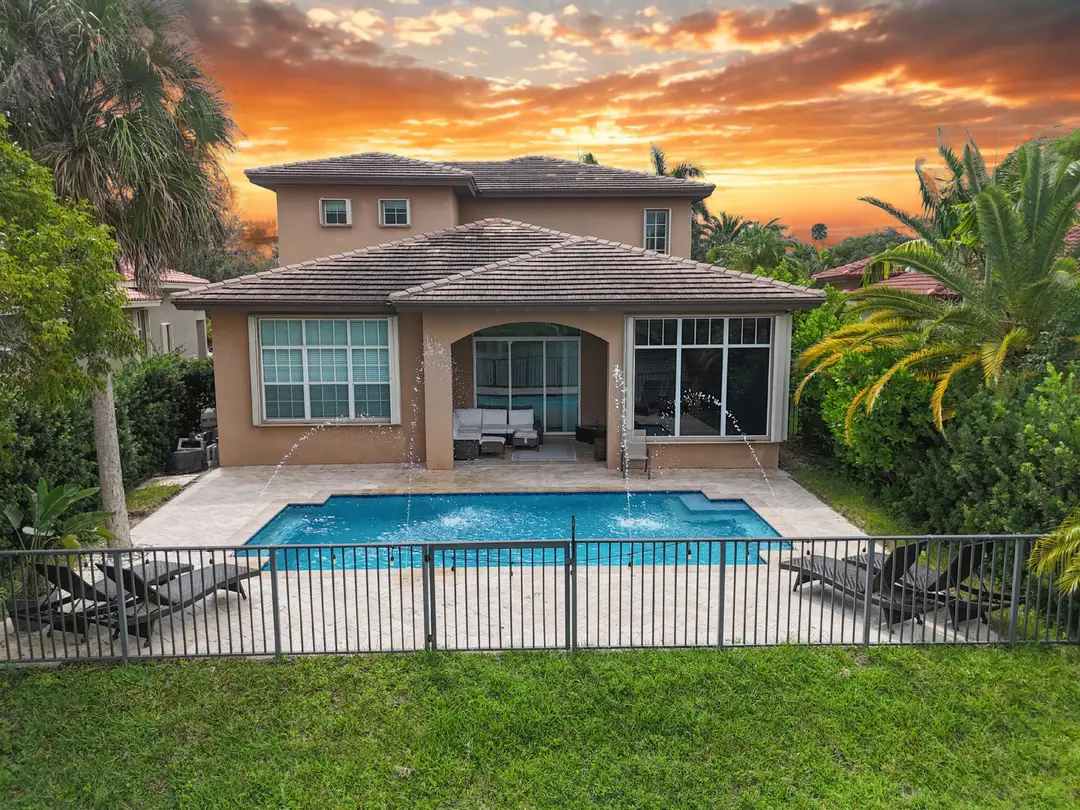 8217 NW 107th Terrace, Parkland, FL 33076