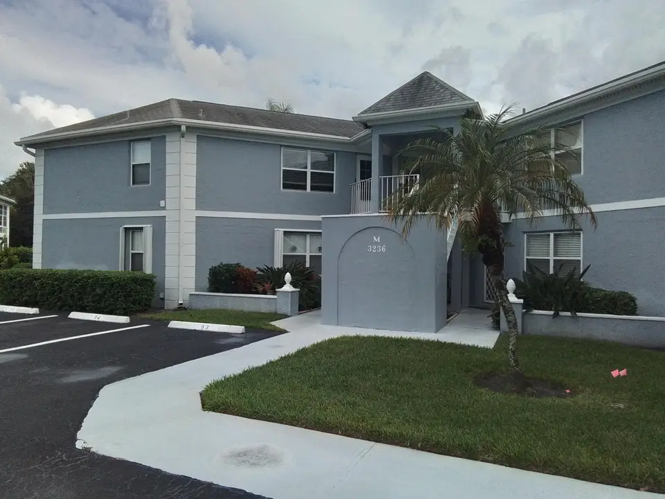 3236 SE ASTER Lane M225, Stuart, FL 34994