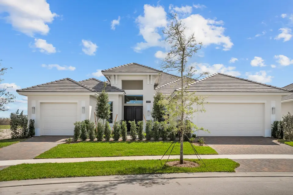 14157 SW PINNACLE Court, Port St. Lucie, FL 34987