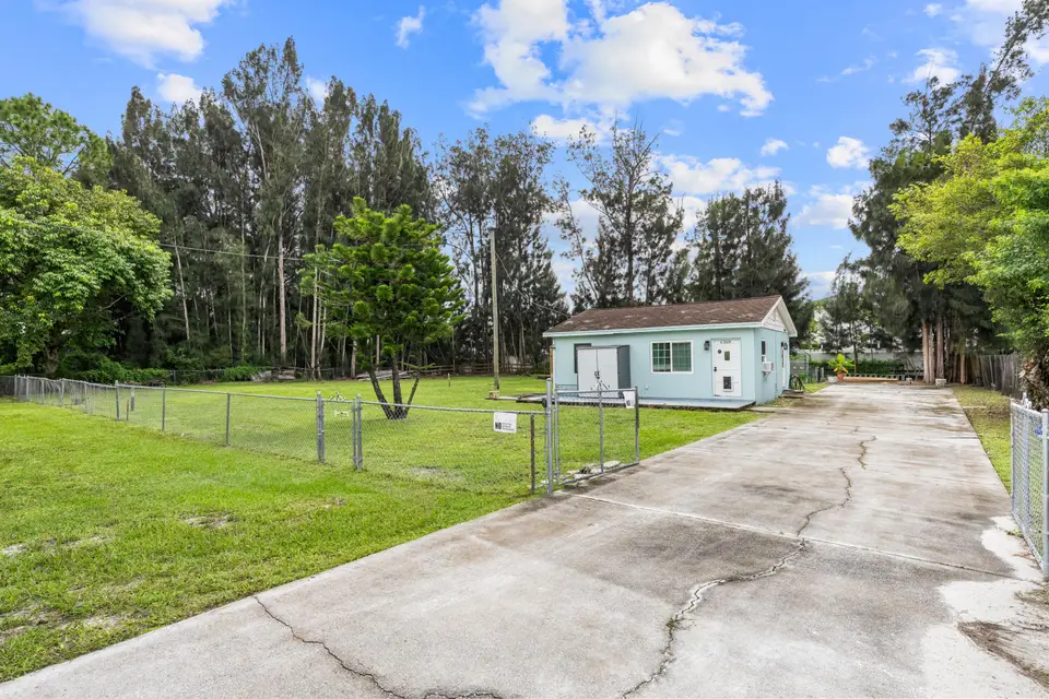 6368 Bishoff Road, West Palm Beach, FL 33413