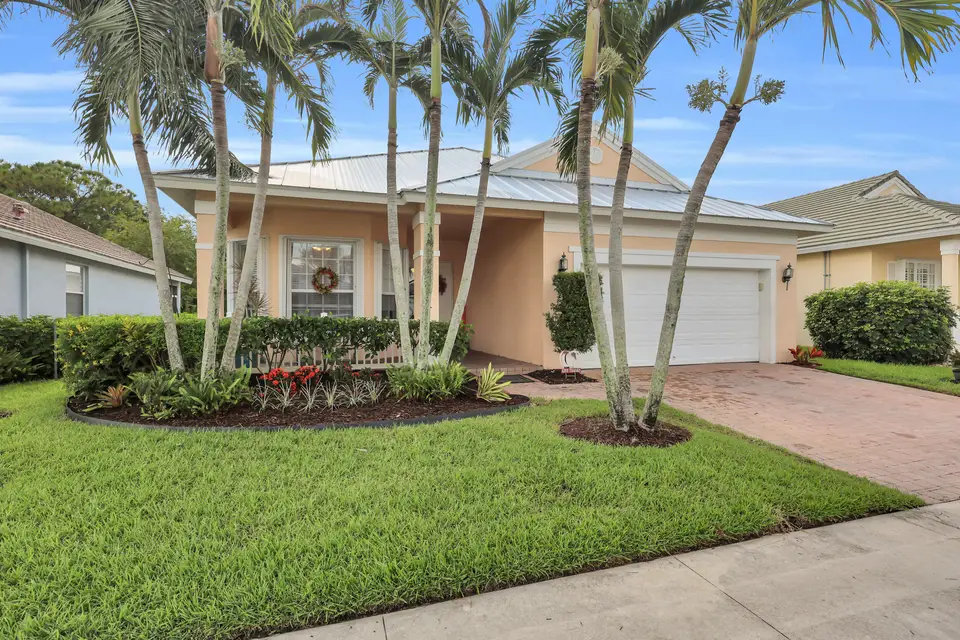 115 NW Berkeley Avenue, Port St. Lucie, FL 34986