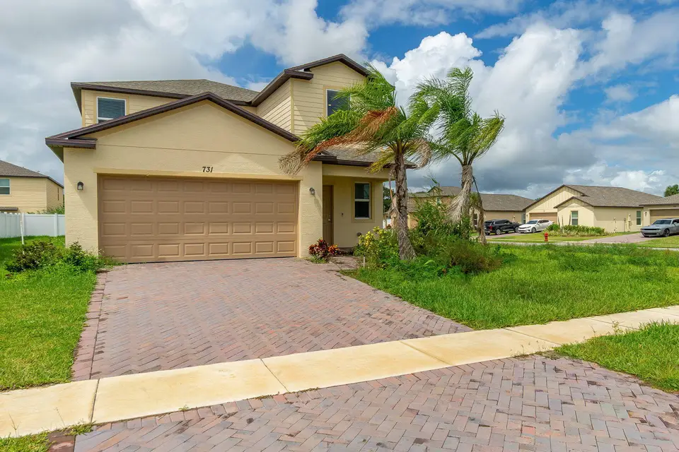 731 Carlyle Way, Fort Pierce, FL 34947