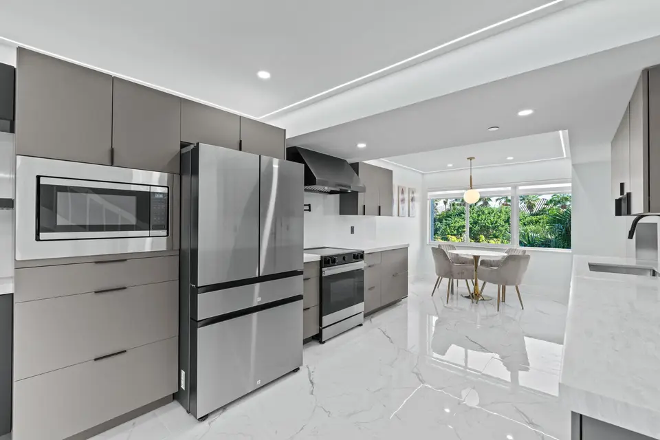 3908 S Ocean Boulevard 348, Highland Beach, FL 33487