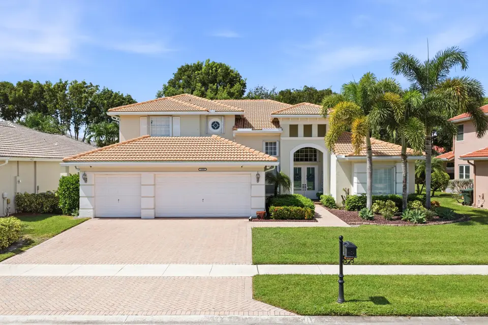 4305 WELLINGTON SHORES Drive, Wellington, FL 33449