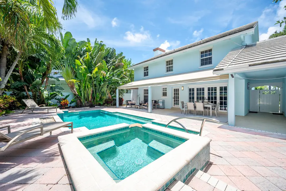 1003 Seagate Drive, Delray Beach, FL 33483